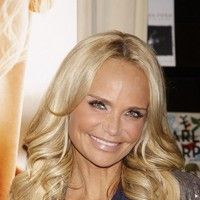 Kristin Chenoweth signs copies of her new album 'Some Lessons Learned' | Picture 75400